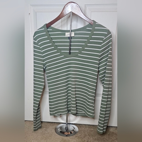 Universal Thread Tops - Universal Thread Olive Green White Striped Ribbed Long Sleeve Scoop Neck Top